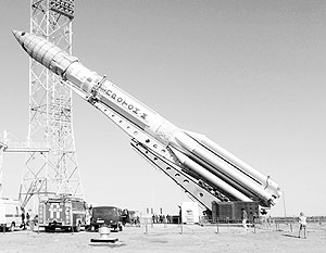 Подготовка к запуску ракеты со спутником прервана на Байконуре
