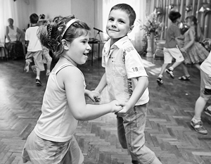 К урокам физкультуры в школах предложено добавить танцы