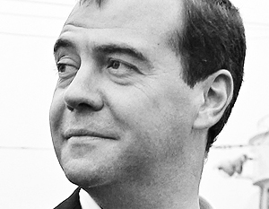 Дмитрий Медведев не собирается обсуждать с японцами свои визиты на Курильские острова