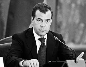 Медведев предложил изменить систему управления вузами
