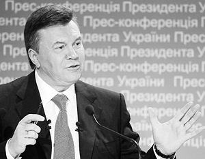 Янукович рассказал об упрощении порядка пересечения границы с Россией