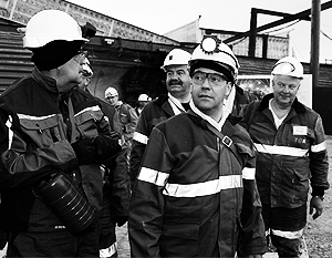 Кемеровские шахтеры попросили Медведева увеличить рабочий день на два часа