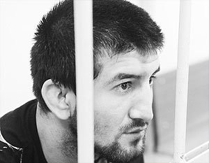 Расул Мирзаев попросил прощения у отца погибшего, но не получил