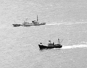 Японские корабли направились к спорным с КНР островам