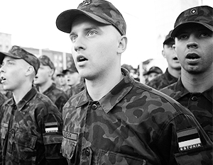 Русскоязычных солдат в Эстонии заставляли рыть себе могилы