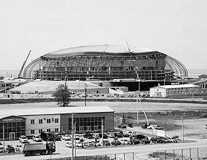 Строительство большой ледовой арены в сочинском Олимпийском парке