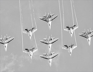 «Стрижи» выполняют программу на МиГ-29