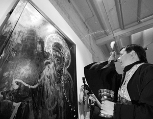СК проверит выставку Гельмана «Духовная брань» на предмет экстремизма