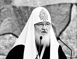 Патриарх призвал отвечать на негатив в адрес РПЦ в интернете