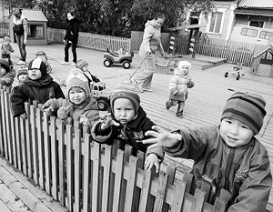 Американцы за 20 лет усыновили более 60 тыс. детей из России