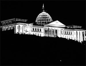 Отключено освещение президентского дворца в Грузии