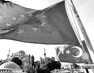 ЕС заморозил переговоры о евроинтеграции Турции