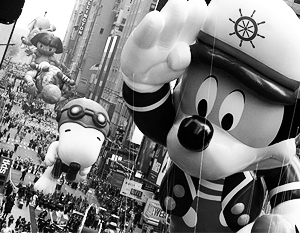 Впервые в истории остановлены продажи легендарных шаров Микки-Маусов в Диснейленде в Токио. Причина – нехватка гелия на мировом рынке