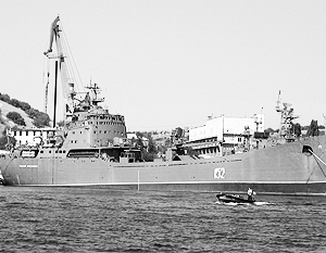 Источник: Россия направила в Тартус корабли с морпехами и боевой техникой