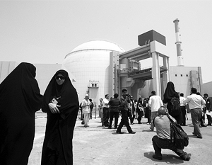 Депутат: Работающим в Иране россиянкам доплачивают за ношение хиджаба