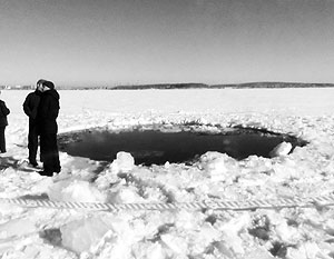 Водолазы не нашли следов метеорита в челябинском озере