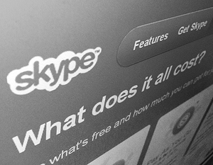 СМИ: Российские спецслужбы научились прослушивать Skype