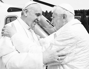 Папа Римский встретился со своим предшественником на престоле