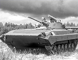 СМИ: Минобороны решило модернизировать советские БМП-2
