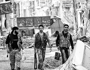 СМИ: Международная помощь сирийской оппозиции разворована на 60%