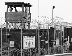 Половина заключенных в Гуантанамо объявила голодовку