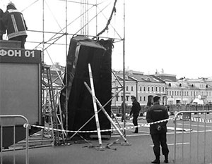 При монтаже сцены на Болотной площади погиб рабочий