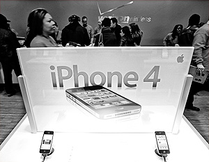 Apple не сможет ввозить модели iPhone 4 в США