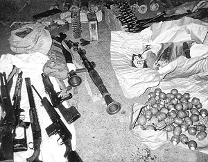 МВД Грузии обнаружило крупный тайник со взрывчаткой, оружием и наркотиками