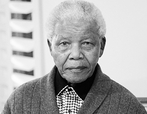СМИ: Состояние Нельсона Манделы стало критическим
