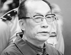 Экс-министр железных дорог Китая приговорен к смерти за взятки