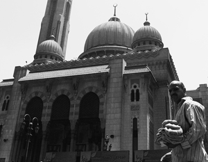 Власти Египта приказали закрывать мечети после каждой молитвы