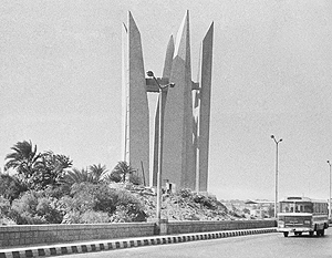 Памятник советско-египетской дружбе в Асуане должны были торжественно открыть во время визита Брежнева в 1975 году. Но визит генсека так и не состоялся