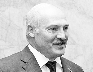 Лукашенко поблагодарил Сечина за позицию по поставкам нефти