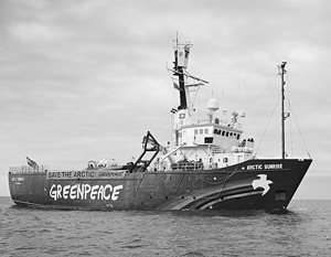 Все активисты Гринпис с судна Arctic Sunrise отказались давать показания