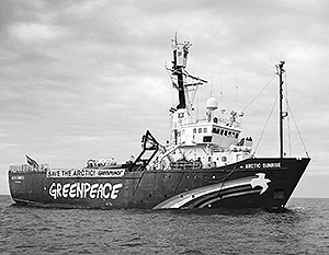 На судне Arctic Sunrise оказались наркотики и оборудование двойного назначения