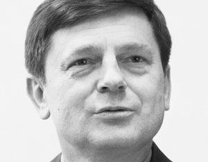 Эксперты не исключают, что на новом посту у Олега Остапенко возникнут трения с его вчерашним шефом – министром обороны Сергеем Шойгу