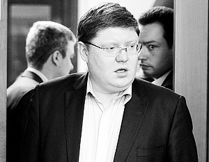 «Единая Россия» приняла отставку Исаева с поста замсекретаря генсовета партии