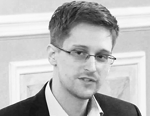 Сноуден получил пароли для доступа к секретам США от своих сослуживцев