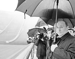 Перед самым визитом Владимира Путина туман в Сочи рассеялся, гости увидели готовые трамплины