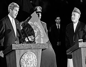 Госсекретарь Керри не убедил президента Карзая подписать соглашение о выводе войск и сохранении баз