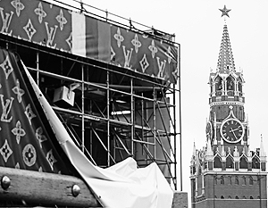 «Чемодан» Louis Vuitton на Красной площади демонтировали
