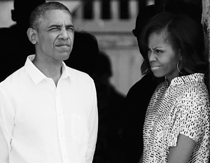 Обама вернулся в Вашингтон без супруги