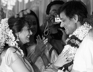 Смерть жены индийского министра признали «внезапной и насильственной»