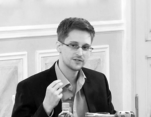 В США считают, что Сноуден мог давно сотрудничать с ФСБ 
