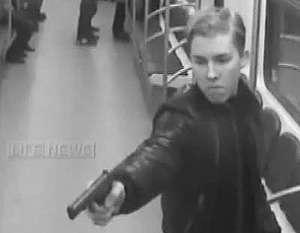 Задержаны подозреваемые в стрельбе в московском метро отец и сын