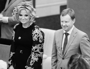 Мандат депутата Госдумы защищал Дениса Вороненкова от уголовного обвинения в мошенничестве – как и его жену