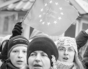 Польша предложила поддержать проевропейские настроения на Украине деньгами ЕС