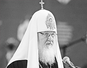 Патриарх Кирилл призвал изучать пример новомучеников в школах