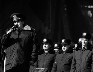 Около сотни львовских милиционеров приехали защищать майдановцев по просьбе экс-министра МВД Юрия Луценко