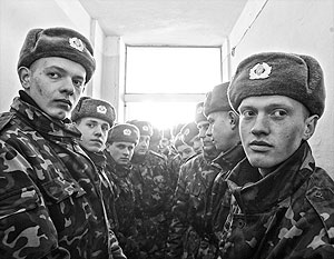 СМИ: Глава Генштаба Украины хотел использовать армию для разгона евромайдана